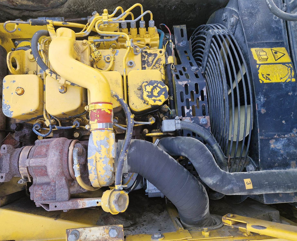 Колёсный экскаватор KOMATSU PW130 ES-6K: фото 8 Колёсный экскаватор KOMATSU PW130 ES-6K: фото 8