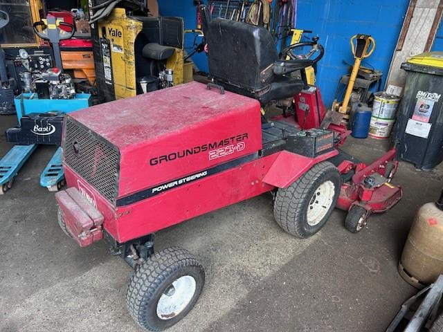 Toro 223D Groundmaster FRONTAL - Газонокосилка: фото 1 Toro 223D Groundmaster FRONTAL - Газонокосилка: фото 1