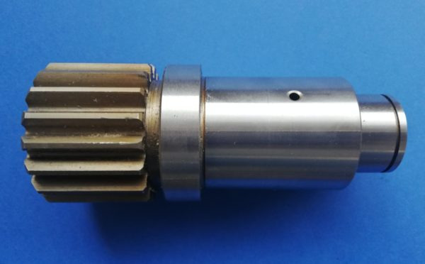 010430A Bobcat 325 swing motor shaft - Поворотный редуктор для Строительной техники: фото 2 010430A Bobcat 325 swing motor shaft - Поворотный редуктор для Строительной техники: фото 2