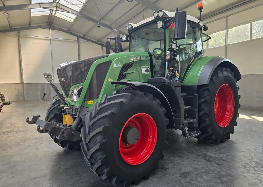 Fendt 828 - Трактор: фото 1 Fendt 828 - Трактор: фото 1