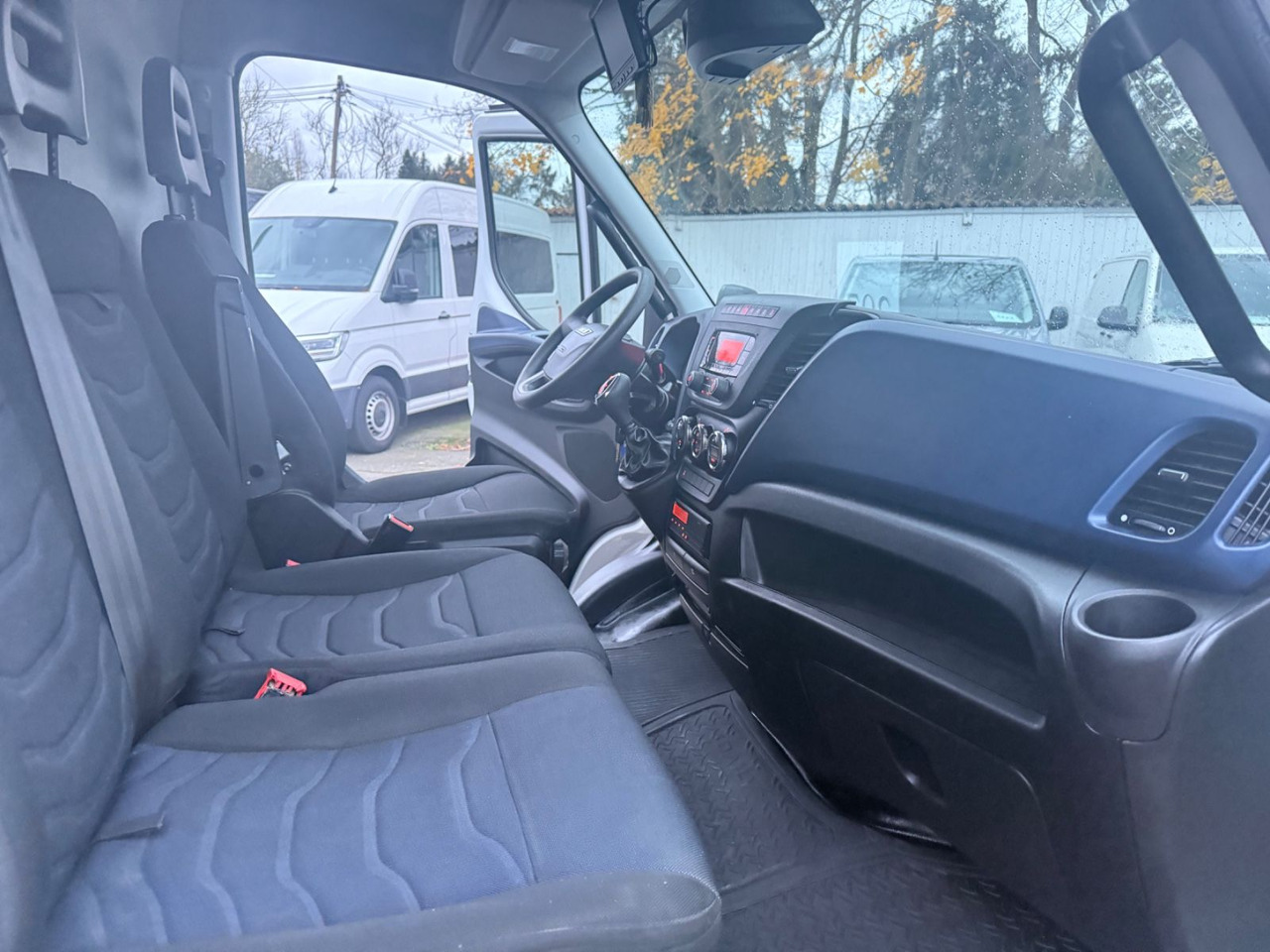 Цельнометаллический фургон Iveco Daily Kasten HKa 35 S 16 AUTOMATIK: фото 11