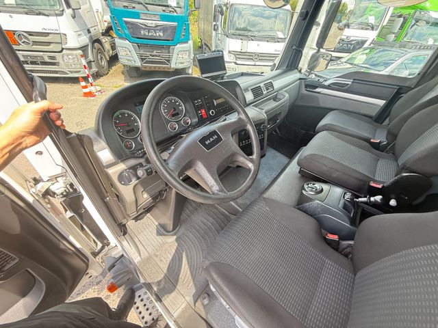 Грузовик бортовой/ Платформа MAN TGL 8.180: фото 10 Грузовик бортовой/ Платформа MAN TGL 8.180: фото 10