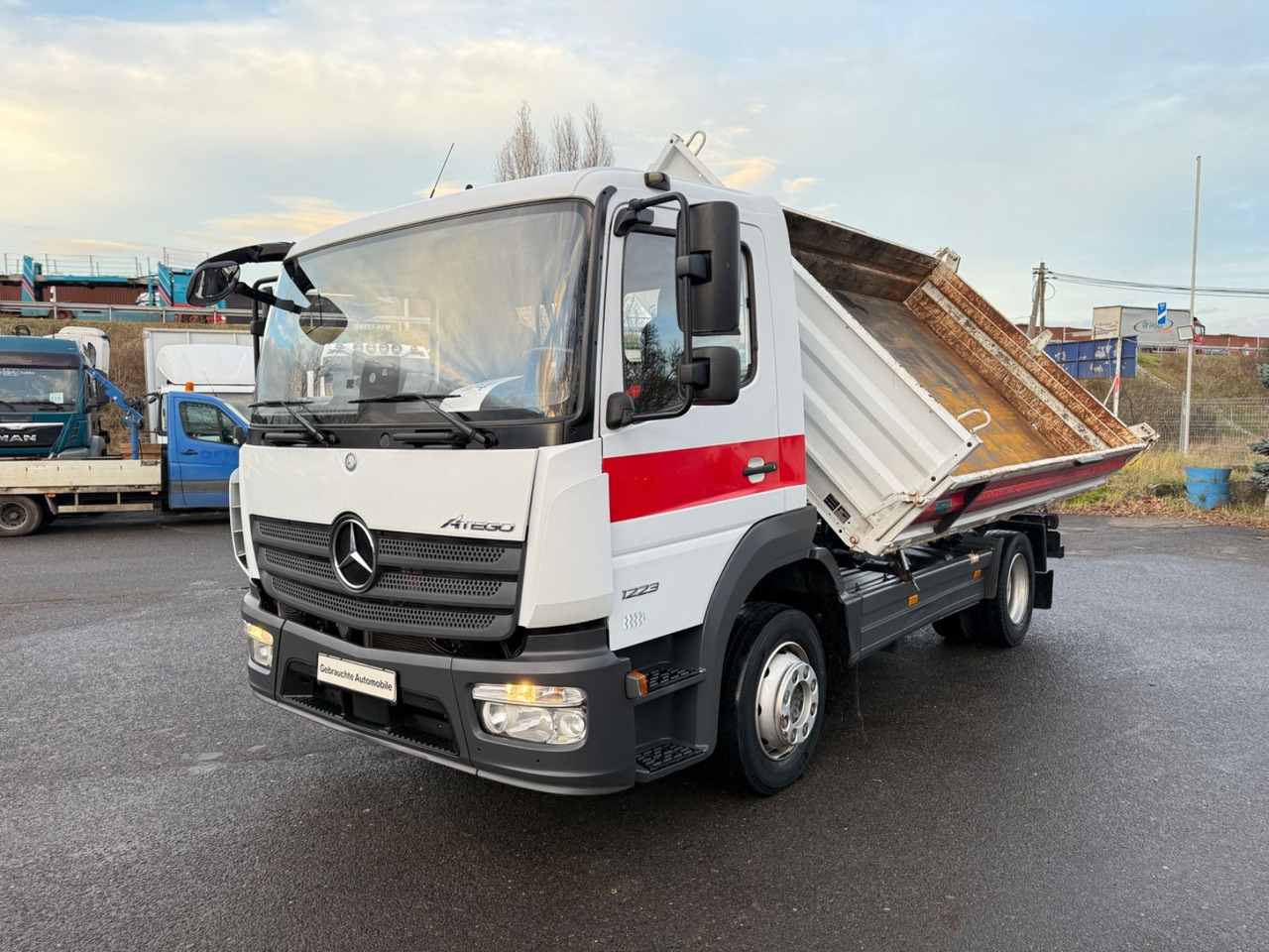 Mercedes-Benz Atego 1223 Kipper 65 km - Самосвал: фото 2 Mercedes-Benz Atego 1223 Kipper 65 km - Самосвал: фото 2