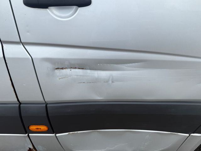 Mercedes-Benz Sprinter II Kasten 219 CDI Automatik - Легковой фургон: фото 3 Mercedes-Benz Sprinter II Kasten 219 CDI Automatik - Легковой фургон: фото 3