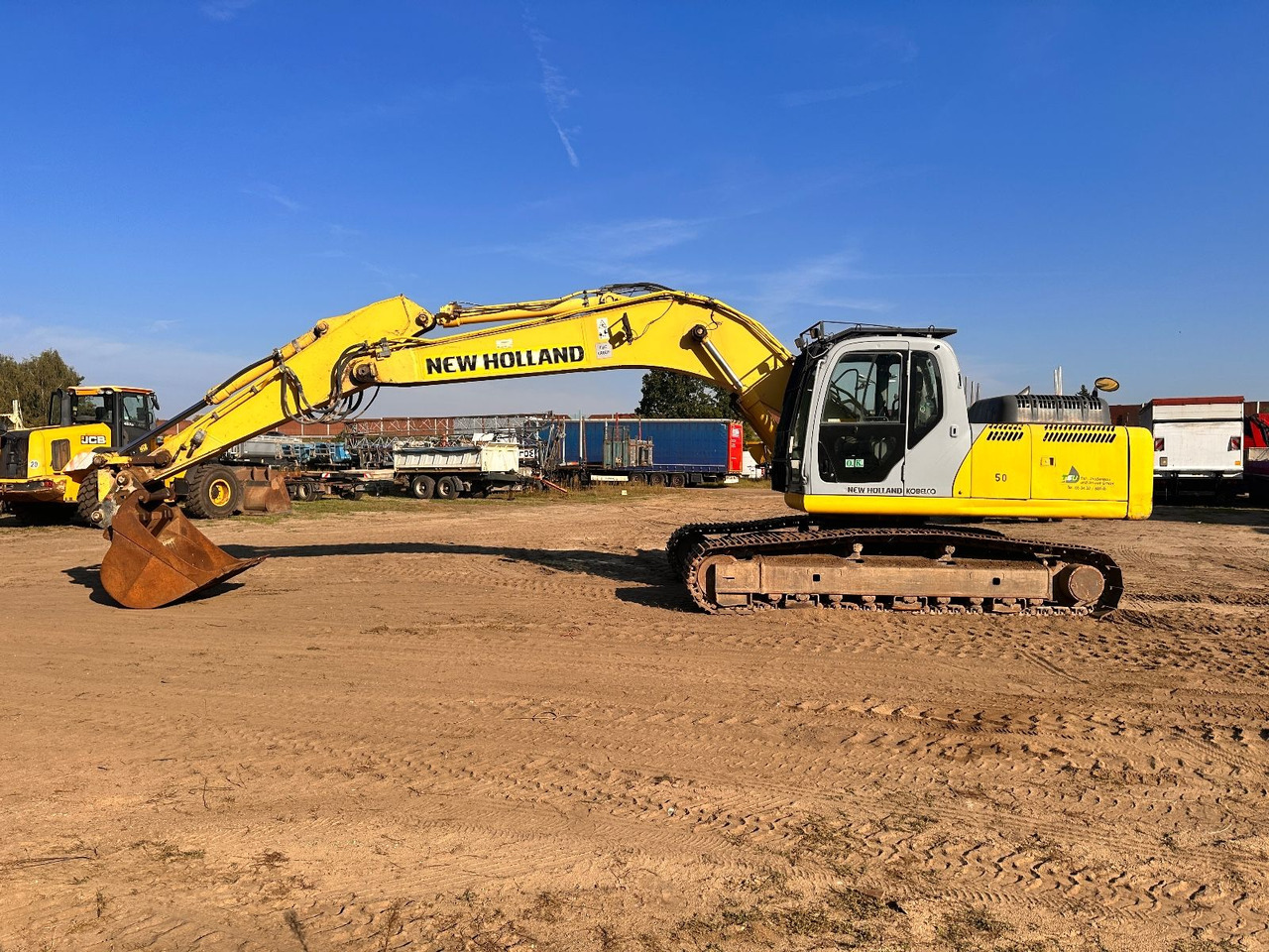 New Holland E 265 B - Гусеничный экскаватор: фото 2 New Holland E 265 B - Гусеничный экскаватор: фото 2