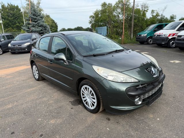 Peugeot 207 Sport Automatik - Седан: фото 2 Peugeot 207 Sport Automatik - Седан: фото 2