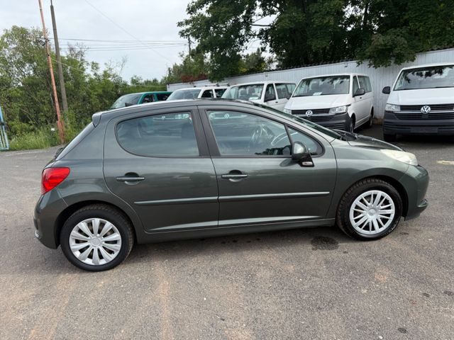 Peugeot 207 Sport Automatik - Седан: фото 3 Peugeot 207 Sport Automatik - Седан: фото 3