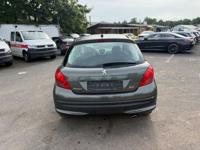Peugeot 207 Sport Automatik - Седан: фото 5 Peugeot 207 Sport Automatik - Седан: фото 5