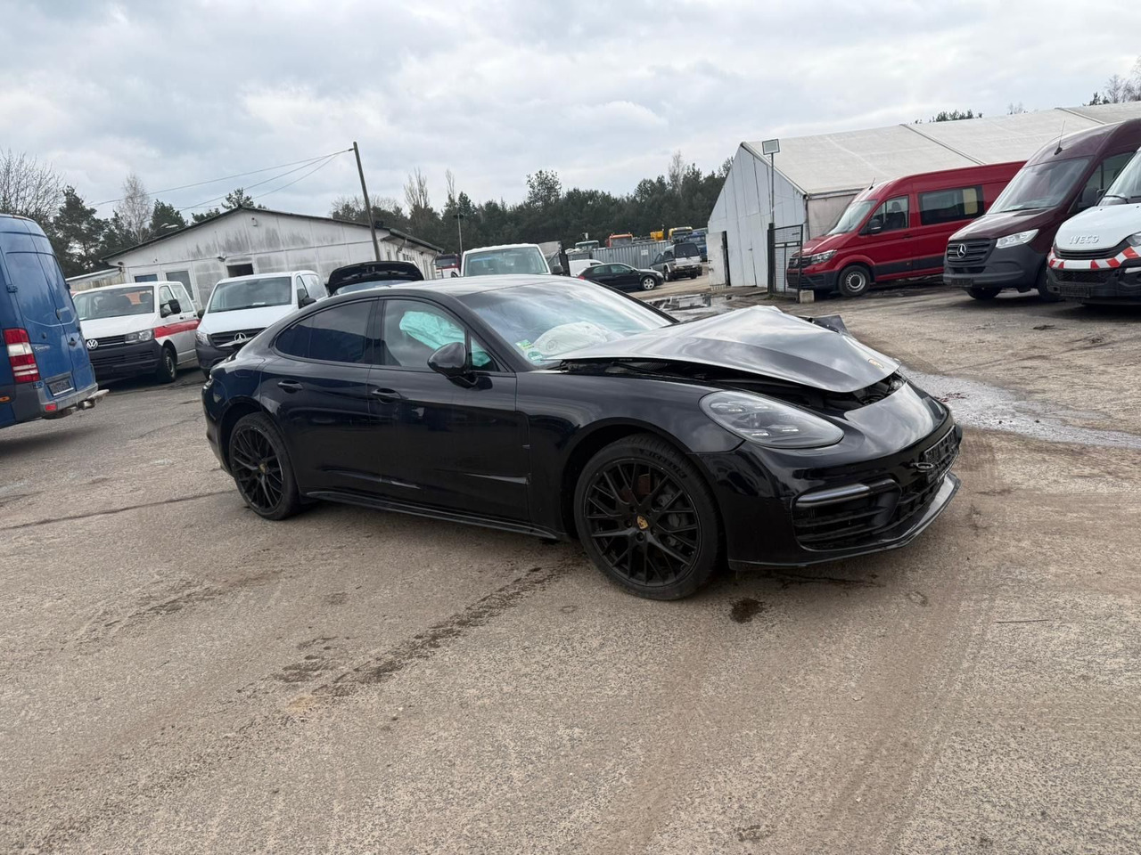 Porsche Panamera 4 S Diesel UNFALL!! - Легковой автомобиль: фото 1 Porsche Panamera 4 S Diesel UNFALL!! - Легковой автомобиль: фото 1