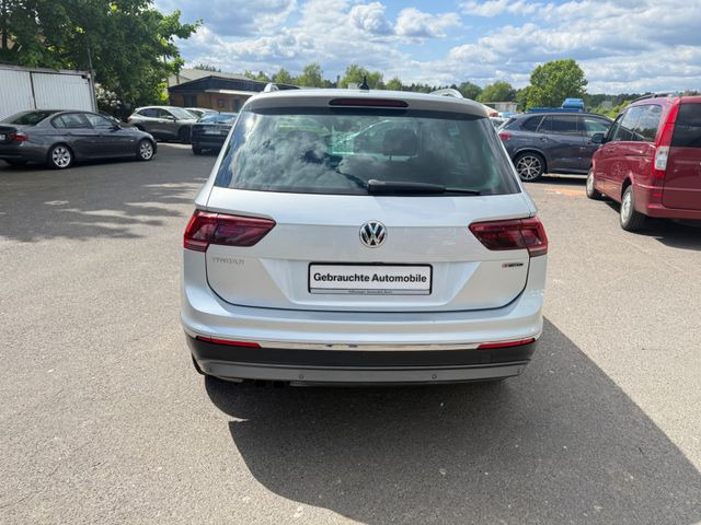 Volkswagen Tiguan Highline BMT/Start-Stopp 4Motion - Внедорожник: фото 4 Volkswagen Tiguan Highline BMT/Start-Stopp 4Motion - Внедорожник: фото 4