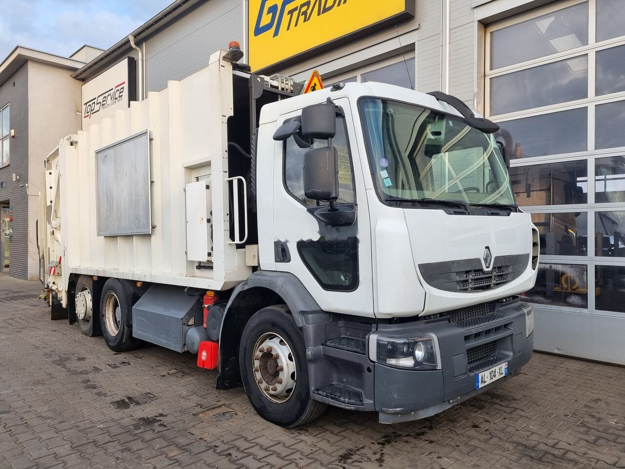 Renault Premium CNG - Мусоровоз: фото 2 Renault Premium CNG - Мусоровоз: фото 2