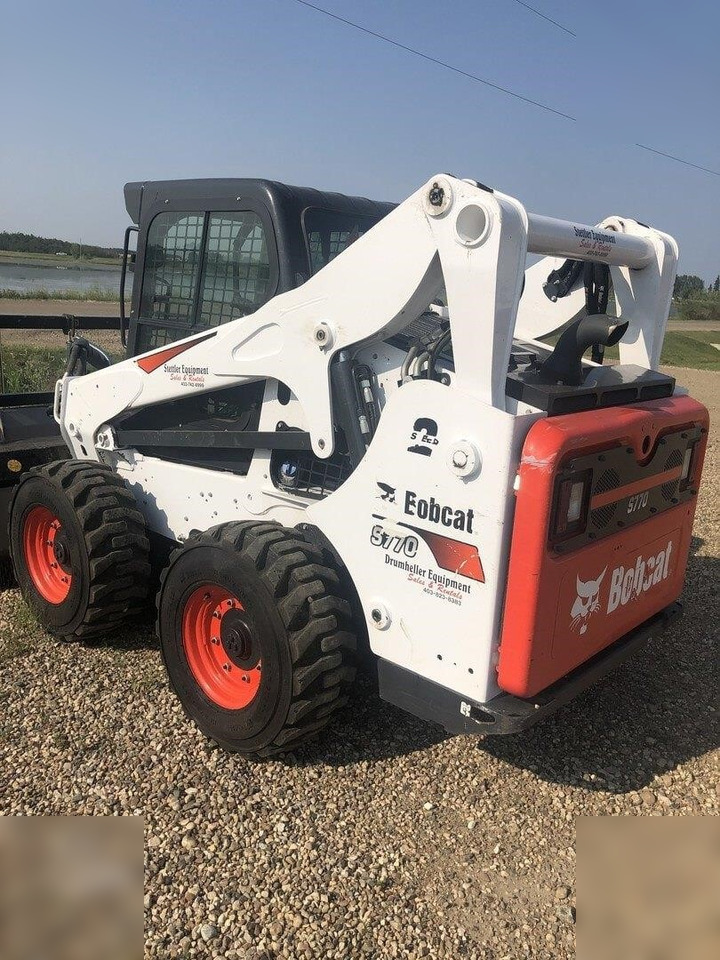 BOBCAT S770 - Мини-погрузчик с бортовым поворотом: фото 2 BOBCAT S770 - Мини-погрузчик с бортовым поворотом: фото 2