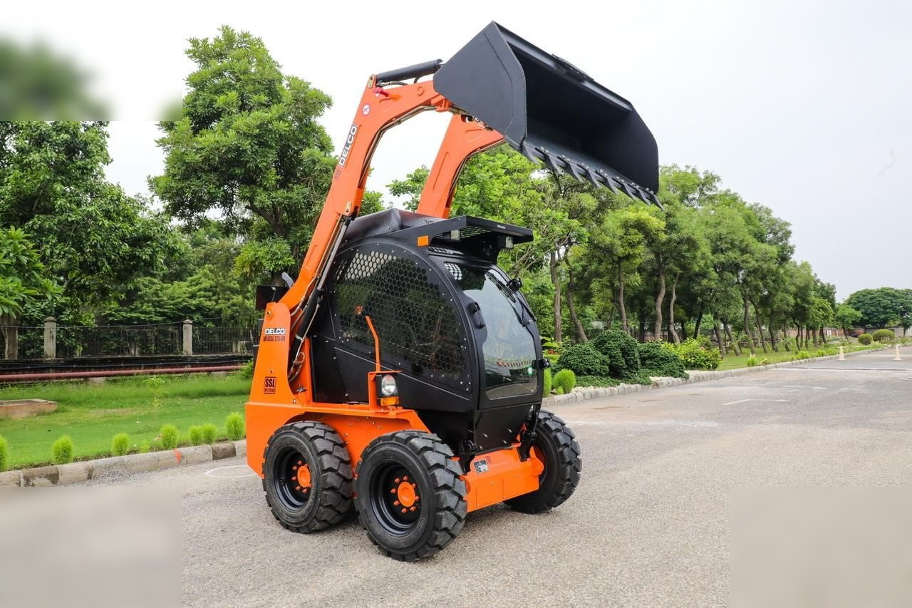 Новый Мини-погрузчик с бортовым поворотом DELCO SSL175: фото 8