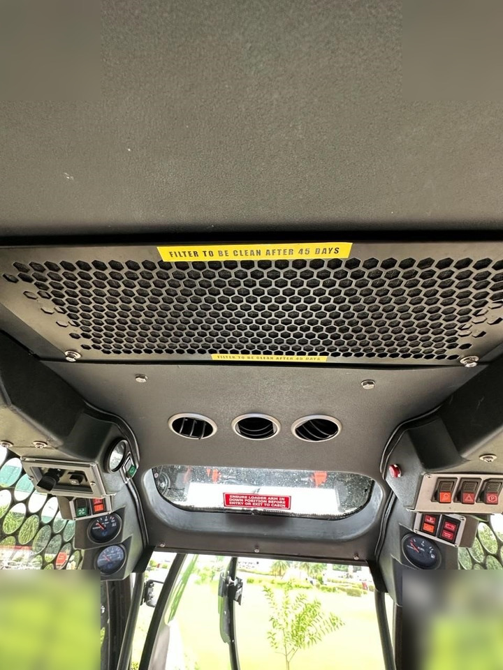 Новый Мини-погрузчик с бортовым поворотом DELCO SSL175: фото 18 Новый Мини-погрузчик с бортовым поворотом DELCO SSL175: фото 18