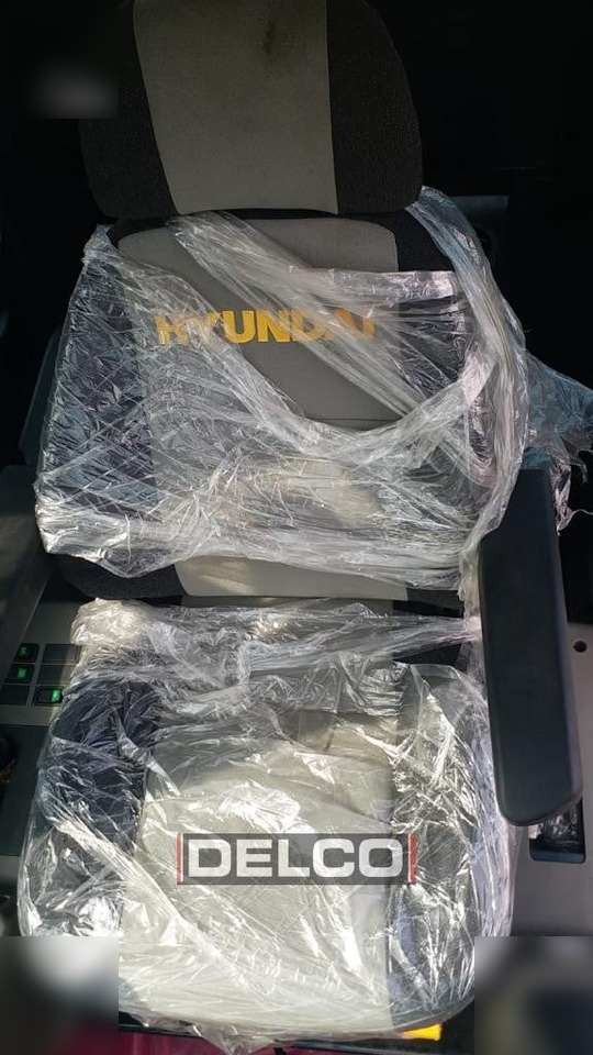 HYUNDAI ROBEX 210 - Гусеничный экскаватор: фото 5 HYUNDAI ROBEX 210 - Гусеничный экскаватор: фото 5