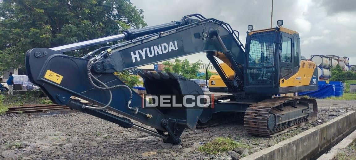 HYUNDAI ROBEX 210 LC-9 - Гусеничный экскаватор: фото 2 HYUNDAI ROBEX 210 LC-9 - Гусеничный экскаватор: фото 2