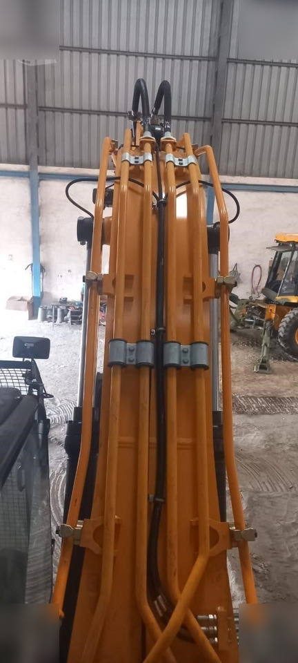 Новый Гусеничный экскаватор JCB JS210 LC: фото 7 Новый Гусеничный экскаватор JCB JS210 LC: фото 7