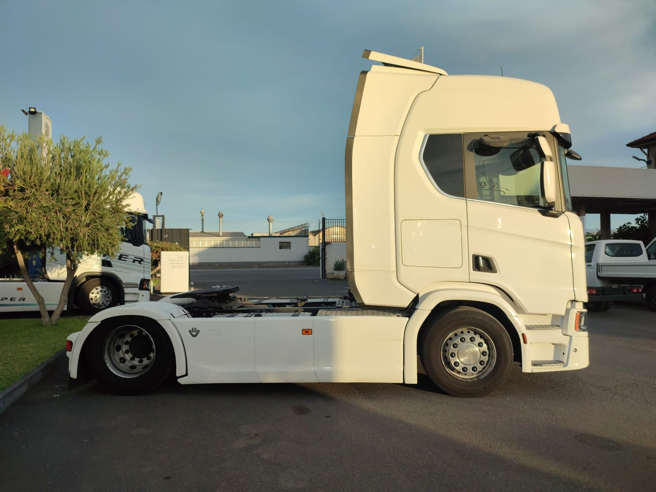 SCANIA R520 - Тягач: фото 2 SCANIA R520 - Тягач: фото 2
