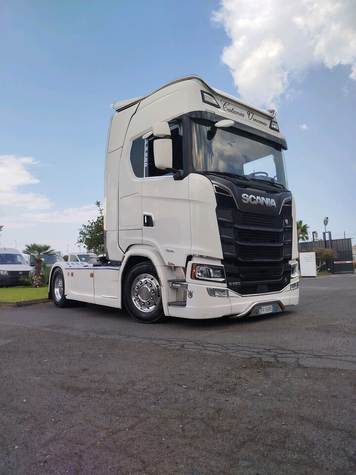 Scania R520 - Тягач: фото 3 Scania R520 - Тягач: фото 3