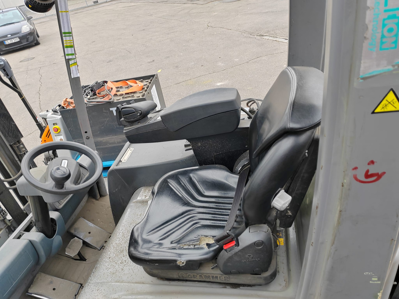 Электропогрузчик Jungheinrich EFG320 no battery ( 3 st paket ): фото 12