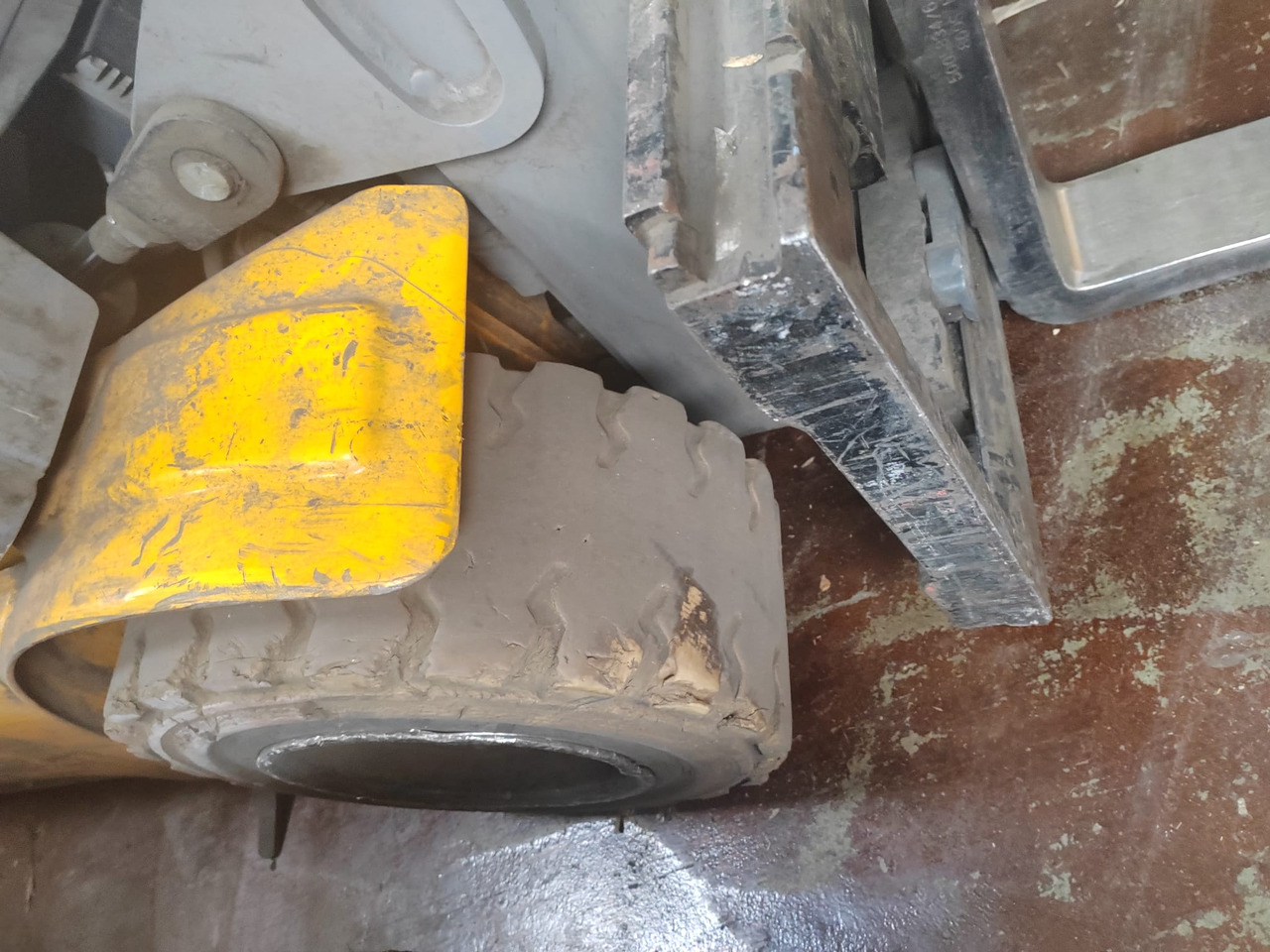 Электропогрузчик Jungheinrich EFG320 no battery ( 3 st paket ): фото 33