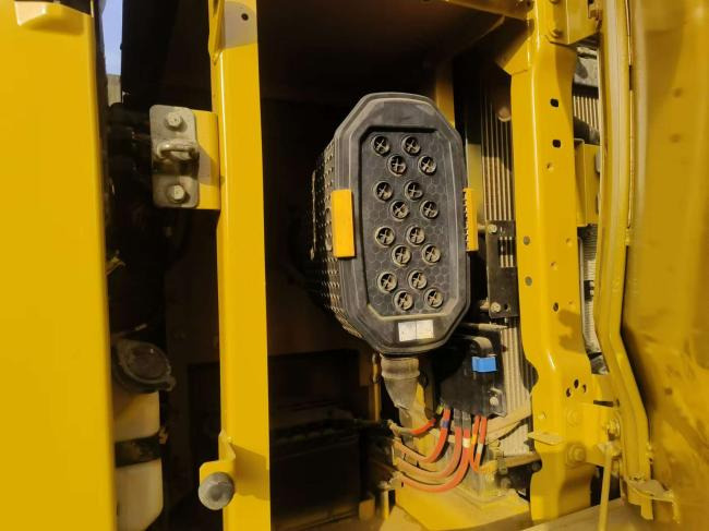 CAT 320GC - Гусеничный экскаватор: фото 4 CAT 320GC - Гусеничный экскаватор: фото 4