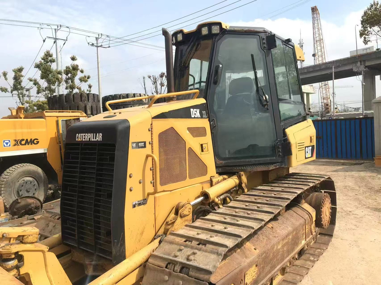 CAT D5K - Бульдозер: фото 4 CAT D5K - Бульдозер: фото 4