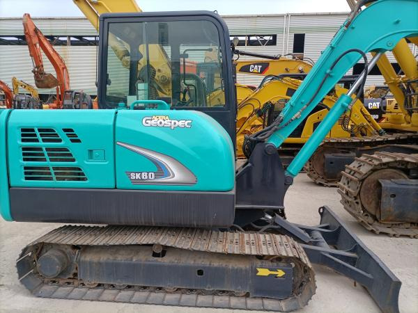 Kobelco SK60 - Гусеничный экскаватор: фото 3 Kobelco SK60 - Гусеничный экскаватор: фото 3