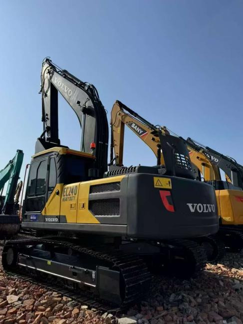VOLVO EC240 - Гусеничный экскаватор: фото 5 VOLVO EC240 - Гусеничный экскаватор: фото 5