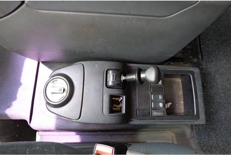 Грузовик с закрытым кузовом MAN TGM 12.290 wissellaadbak laadklep -loadlift - BDF: фото 17