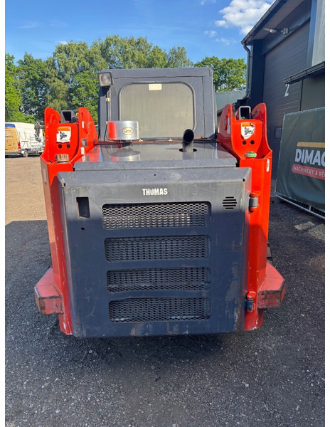 Thomas 250 new bucket! TOP!! 3600 kilo - Мини-погрузчик с бортовым поворотом: фото 4 Thomas 250 new bucket! TOP!! 3600 kilo - Мини-погрузчик с бортовым поворотом: фото 4