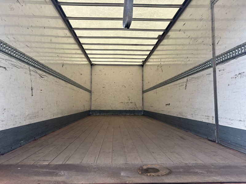 Грузовик с закрытым кузовом Volvo FL 12.240 laadklep Euro 5 automaat NL truck: фото 13