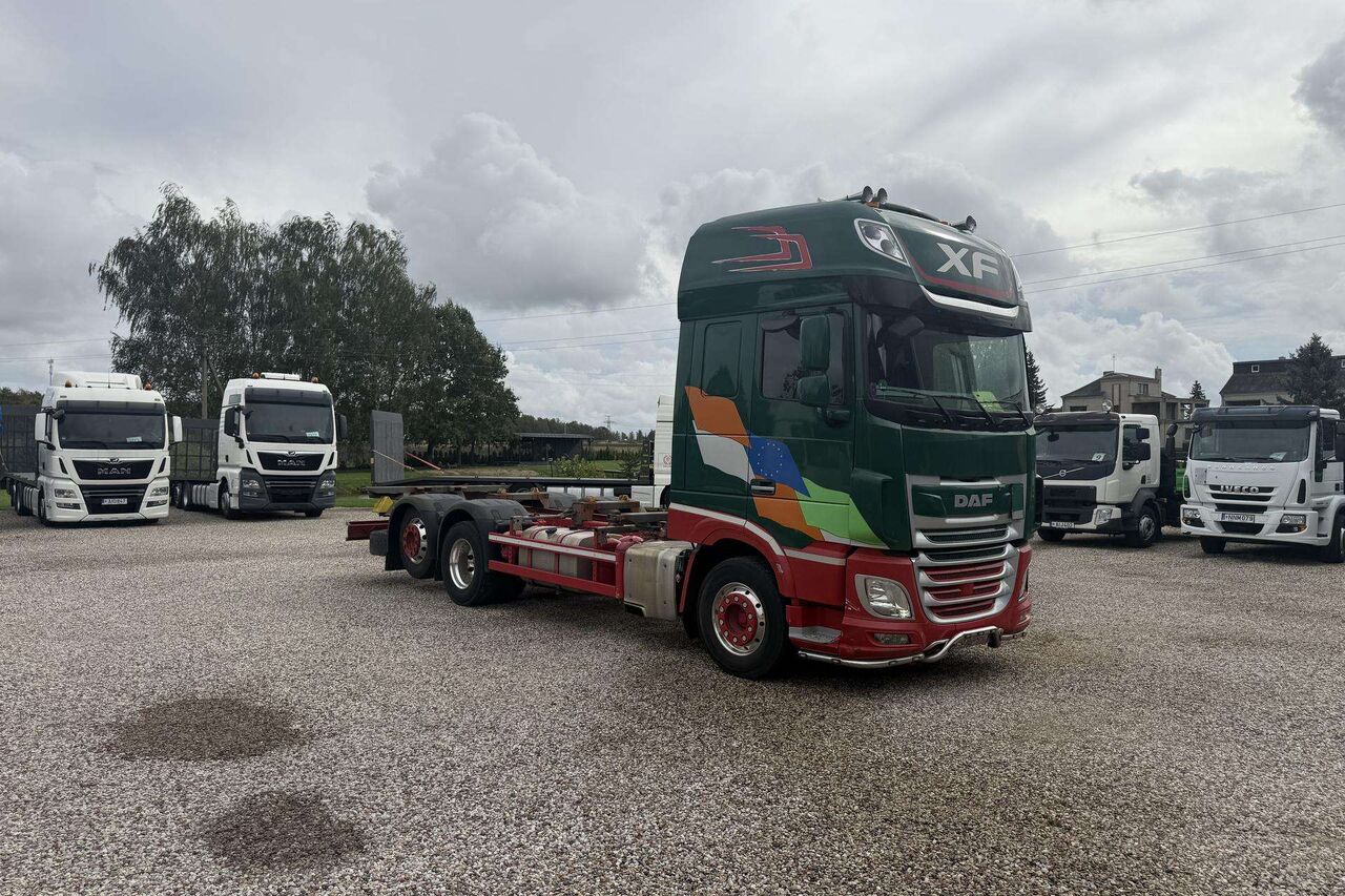 DAF XF 480 - Грузовик-контейнеровоз/ Сменный кузов: фото 2 DAF XF 480 - Грузовик-контейнеровоз/ Сменный кузов: фото 2
