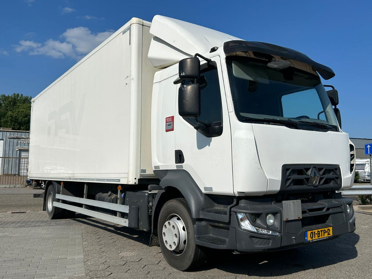 Renault D / bj. 2019 / APK / 16t - Грузовик с закрытым кузовом: фото 1 Renault D / bj. 2019 / APK / 16t - Грузовик с закрытым кузовом: фото 1