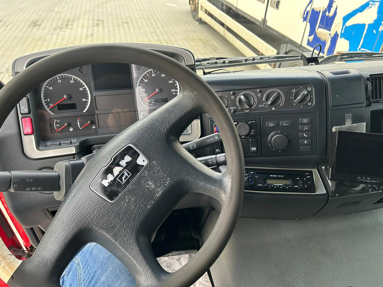 MAN TGA 18.310 - Тентованный грузовик: фото 5 MAN TGA 18.310 - Тентованный грузовик: фото 5