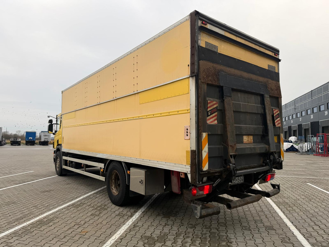 SCANIA P230 - Грузовик с закрытым кузовом: фото 5 SCANIA P230 - Грузовик с закрытым кузовом: фото 5