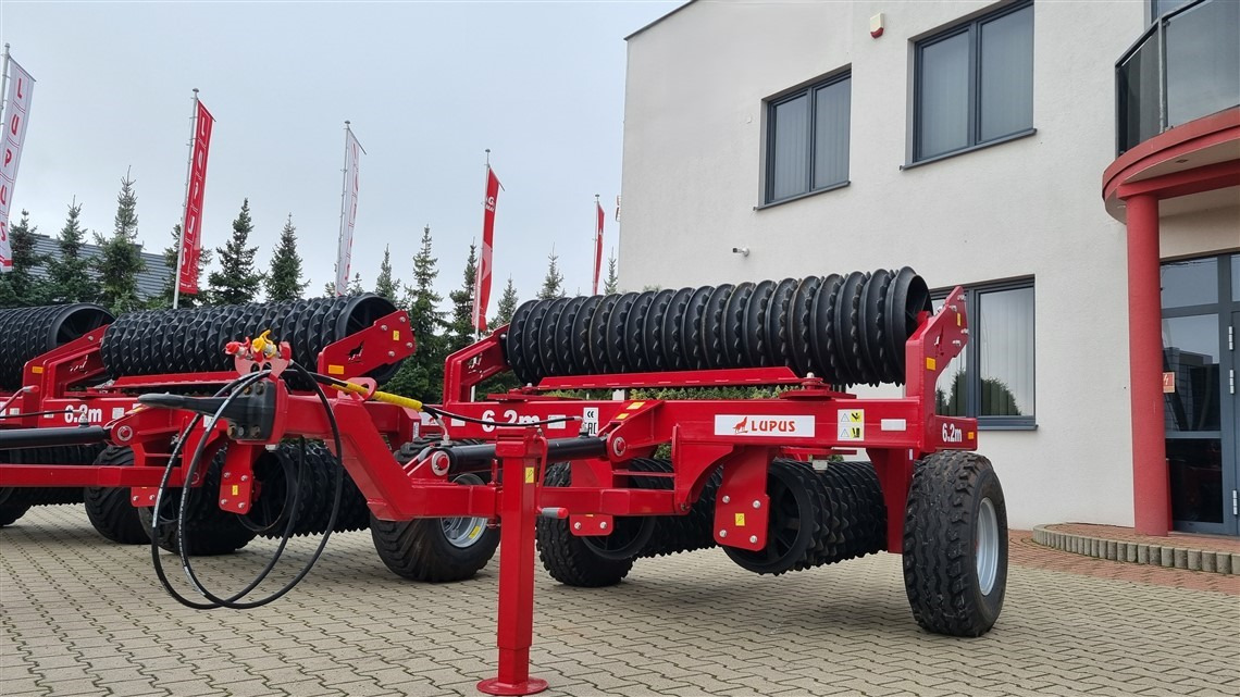 Lupus Ackerwalze / Sowing roller / Rouleau Cambridge / Wał posiewny 6,2 m - Полевой каток: фото 1 Lupus Ackerwalze / Sowing roller / Rouleau Cambridge / Wał posiewny 6,2 m - Полевой каток: фото 1