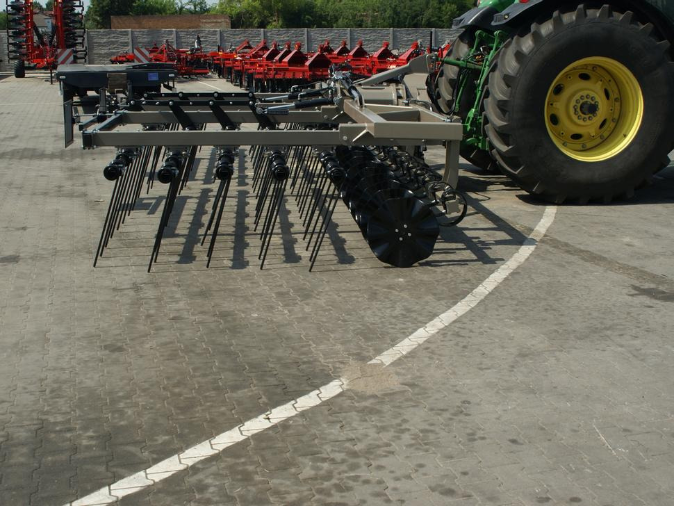 ROLEX Mulchegge / Mulch harrow / Herse de déchaumage / Erpice pacciamante / Борона для мульчирования / Brona mulczowa 7,5 m - Борона пружинная: фото 3 ROLEX Mulchegge / Mulch harrow / Herse de déchaumage / Erpice pacciamante / Борона для мульчирования / Brona mulczowa 7,5 m - Борона пружинная: фото 3