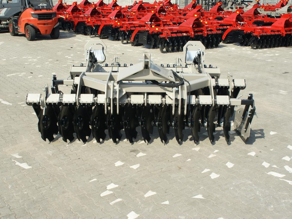 ROLEX Scheibenegge / Discs harrow / Dechaumeur à disques / Erpice a dischi / Дисковая борона / Brona talerzowa 3 m - Дисковая борона: фото 4 ROLEX Scheibenegge / Discs harrow / Dechaumeur à disques / Erpice a dischi / Дисковая борона / Brona talerzowa 3 m - Дисковая борона: фото 4