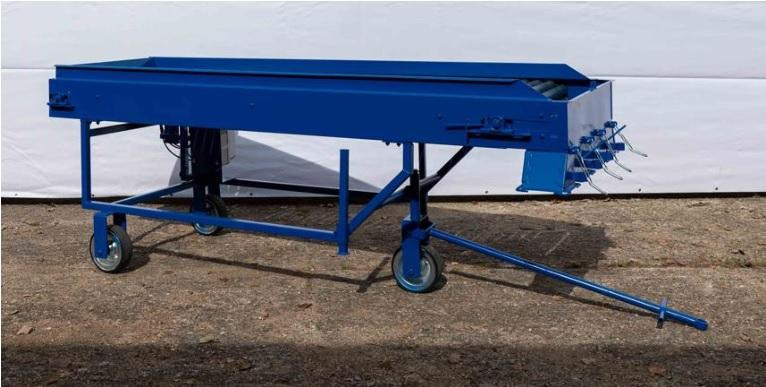 ROLMET Rollenverlesetisch / Sorting table / Table de tri / Tavolo selettivo / Сортировочный стол / Stół przebierczy SP 1 - Картофельная техника: фото 3 ROLMET Rollenverlesetisch / Sorting table / Table de tri / Tavolo selettivo / Сортировочный стол / Stół przebierczy SP 1 - Картофельная техника: фото 3