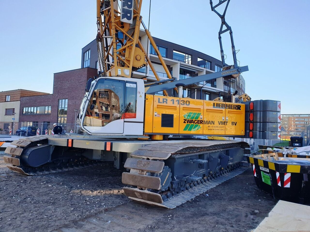 Liebherr LR 1130 - Гусеничный кран: фото 1 Liebherr LR 1130 - Гусеничный кран: фото 1