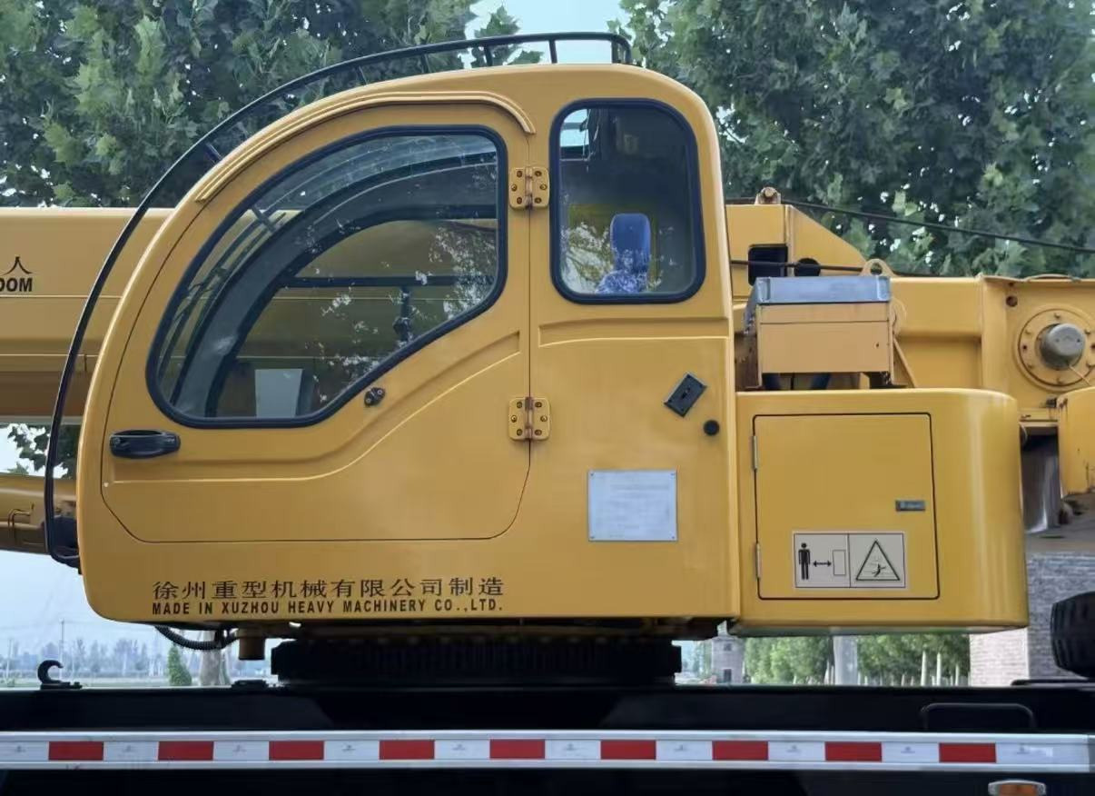 XCMG XCT30L5 - Мобильный кран: фото 3 XCMG XCT30L5 - Мобильный кран: фото 3