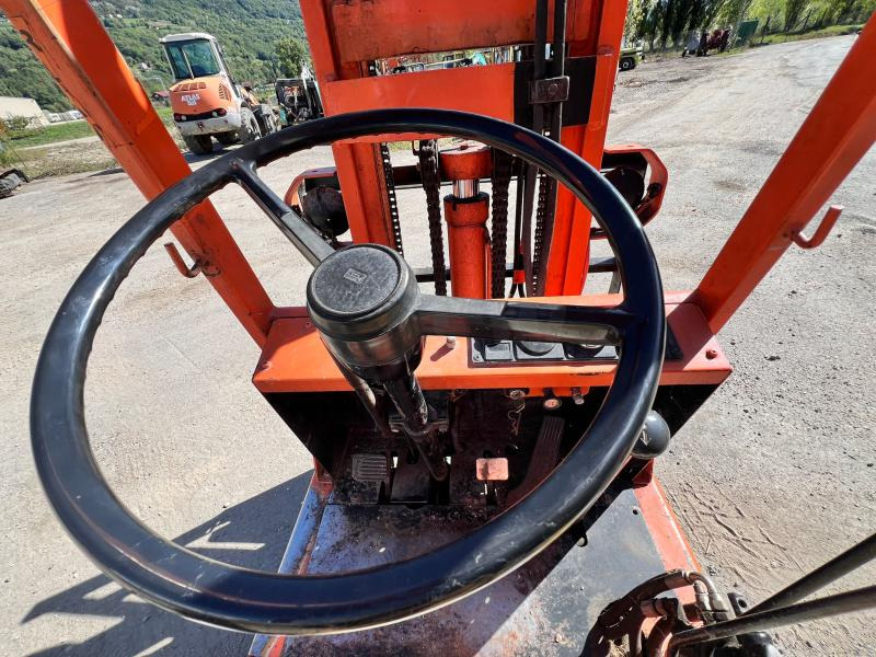 Toyota FN700 Chariot élévateur à gaz 700Kg - Газовый погрузчик: фото 5 Toyota FN700 Chariot élévateur à gaz 700Kg - Газовый погрузчик: фото 5