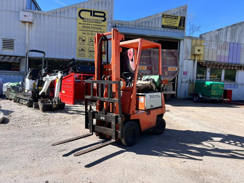 Toyota FN700 Chariot élévateur à gaz 700Kg - Газовый погрузчик: фото 1 Toyota FN700 Chariot élévateur à gaz 700Kg - Газовый погрузчик: фото 1