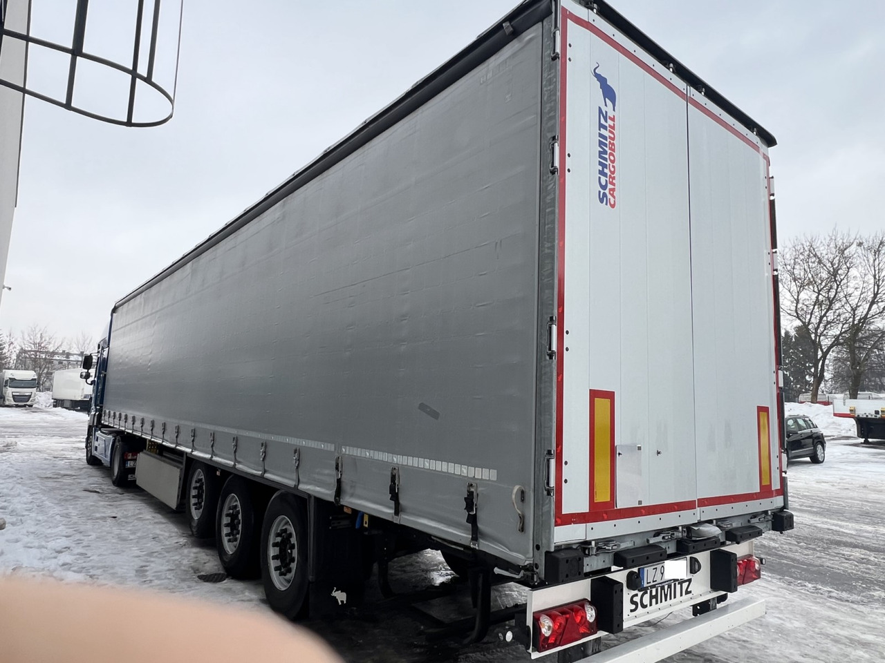 SCHMITZ cargobull SCB S3T - Тентованный полуприцеп: фото 3 SCHMITZ cargobull SCB S3T - Тентованный полуприцеп: фото 3