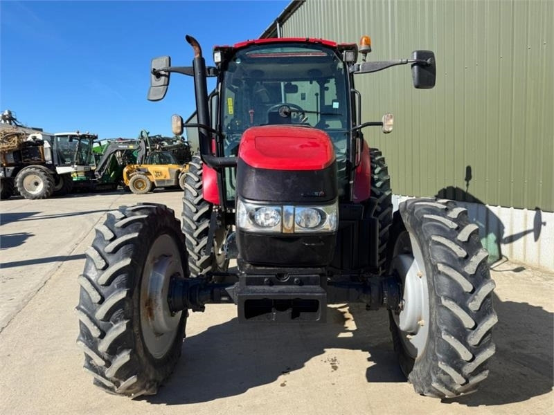 Case Case Farmall 105c - Трактор: фото 5 Case Case Farmall 105c - Трактор: фото 5
