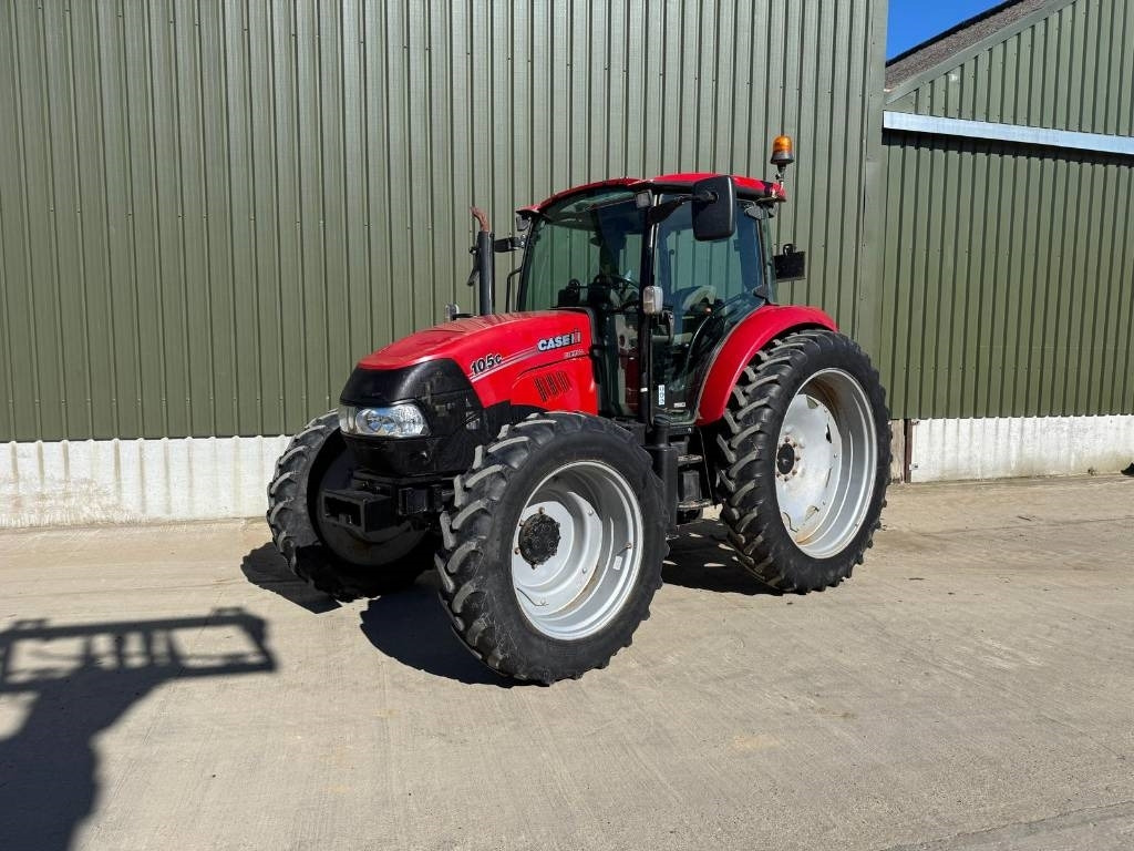 Case Farmall 105c - Трактор: фото 1 Case Farmall 105c - Трактор: фото 1