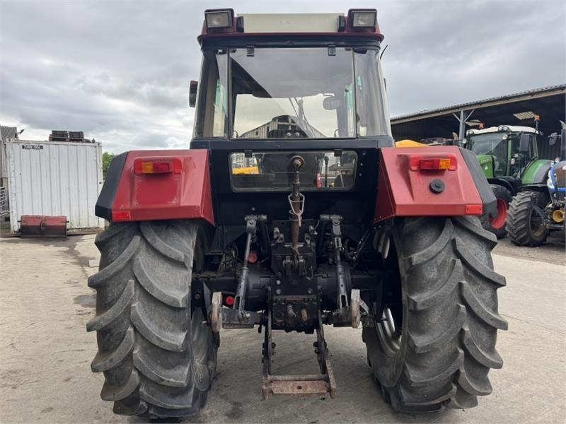 Case IH International Case International 1056XL 2WD - Трактор: фото 5 Case IH International Case International 1056XL 2WD - Трактор: фото 5