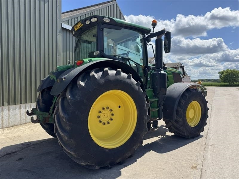 John Deere John Deere 6215R Autopower - Трактор: фото 4 John Deere John Deere 6215R Autopower - Трактор: фото 4
