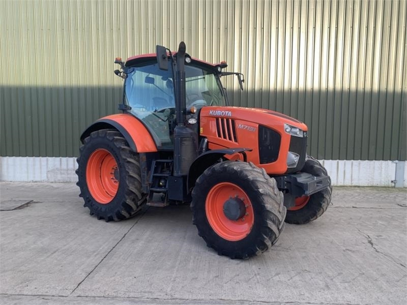 Kubota M7131 - Трактор: фото 3 Kubota M7131 - Трактор: фото 3